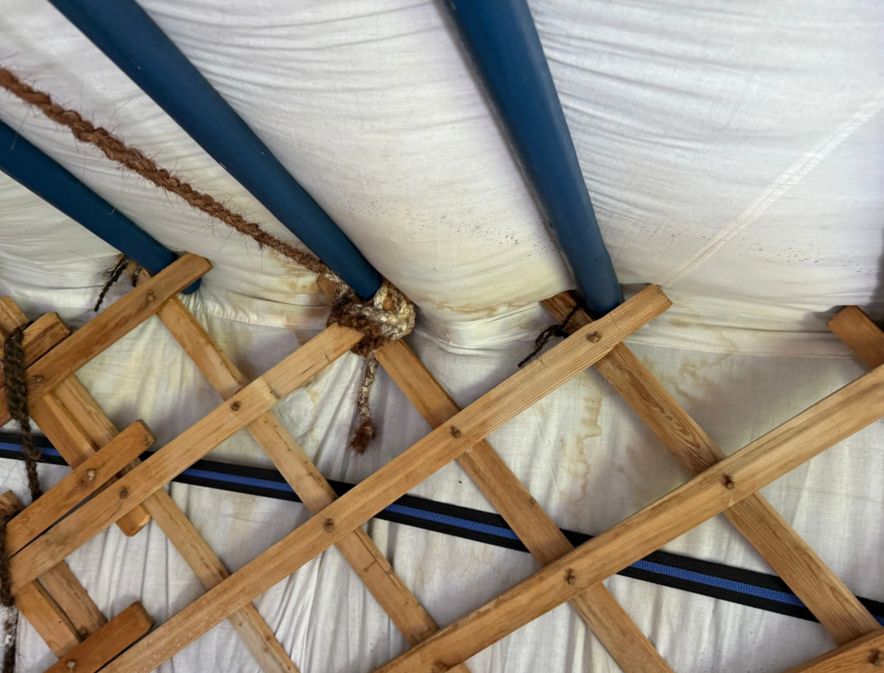 YourteConnect - Y mongole 20m2 avec mobilier et plancher - 3