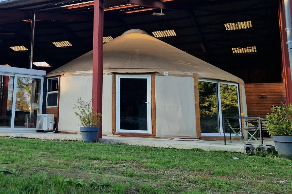 YourteConnect - yourte contemporaine - 1